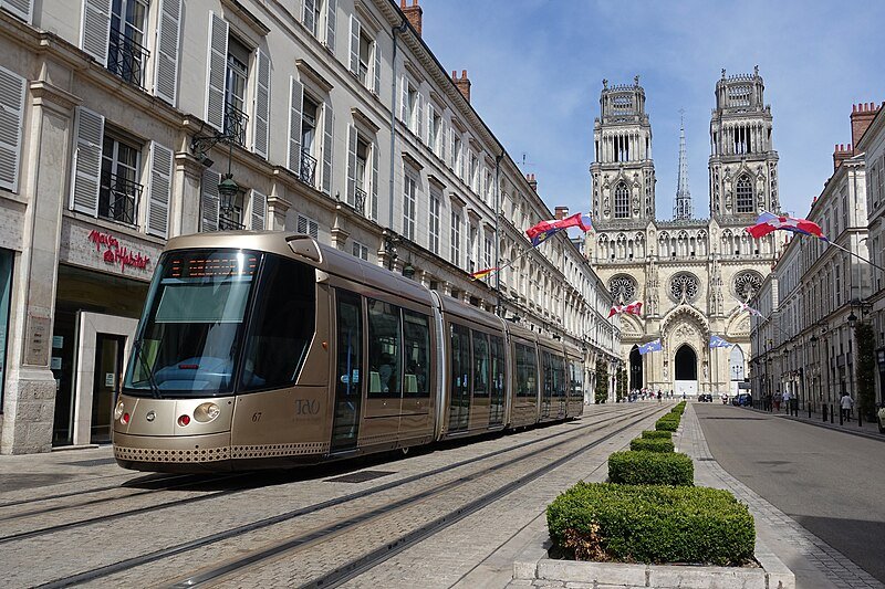 Lieux emblématiques de Orléans — événements et animations Mur Digital
